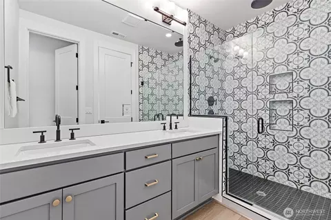 Bath - 21724 25th Ave SE #A, Bothell, WA 98021 photo 3 of 5