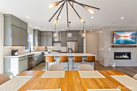 Kitchen - 21724 25th Ave SE #A, Bothell, WA 98021 photo 5 of 5