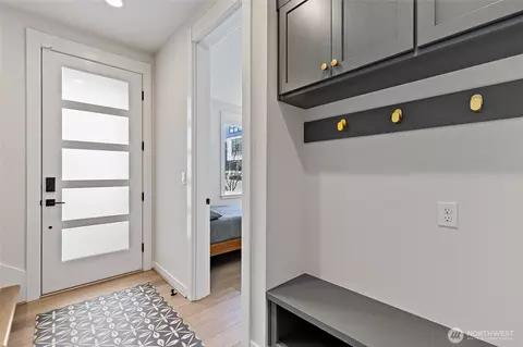 Entry Way - 21724 25th Ave SE #A, Bothell, WA 98021 photo 2 of 3