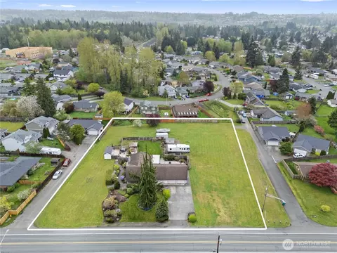 9425 51st Ave NE, Marysville, WA 98270