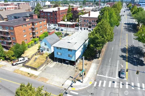 2629 Rucker Ave #3, Everett, WA 98201