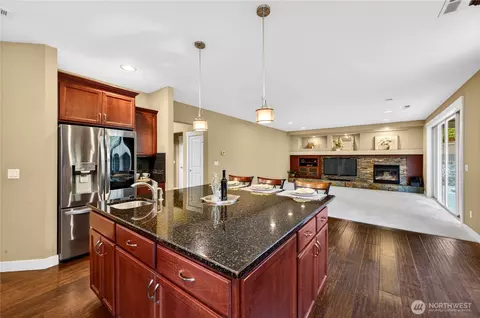 Kitchen - 8119 172nd Ave E, Sumner, WA 98390 photo 1 of 5