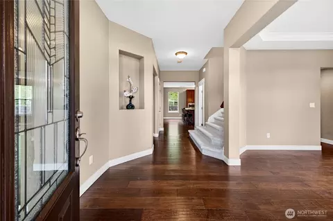 Entry Way - 8119 172nd Ave E, Sumner, WA 98390 photo 1 of 4