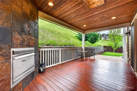Exterior - 8119 172nd Ave E, Sumner, WA 98390 photo 5 of 9
