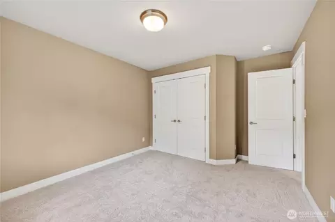 Bedroom - 8119 172nd Ave E, Sumner, WA 98390 photo 7 of 8