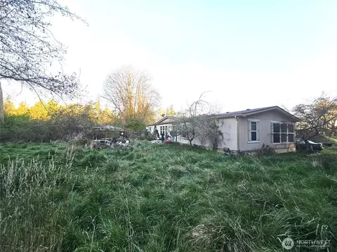 201 Serpentine Ave, Sequim, WA 98382