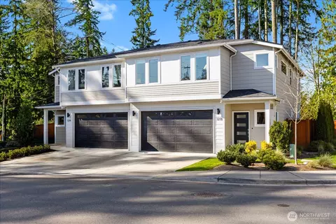 121 171st Pl SW #B, Bothell, WA 98012