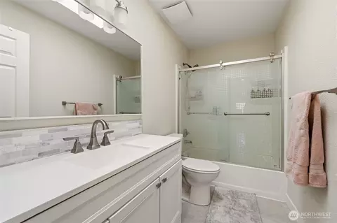 Bath - 21315 40th Ave E, Spanaway, WA 98387 photo 2 of 3