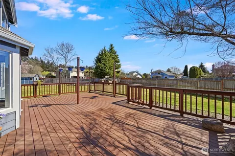Exterior - 21315 40th Ave E, Spanaway, WA 98387 photo 2 of 9