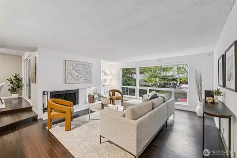 2500 W Manor Pl #217, Seattle, WA 98199