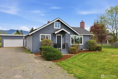43002 268th Ave SE, Enumclaw, WA 98022