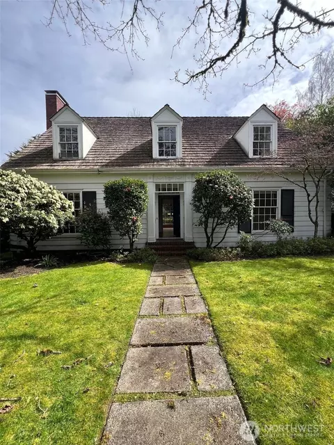 832 33rd Ave E, Seattle, WA 98112