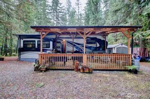 245 Schinn Canyon Ct, Deming, WA 98244