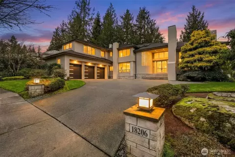 18206 NW Montreux Dr, Issaquah, WA 98027