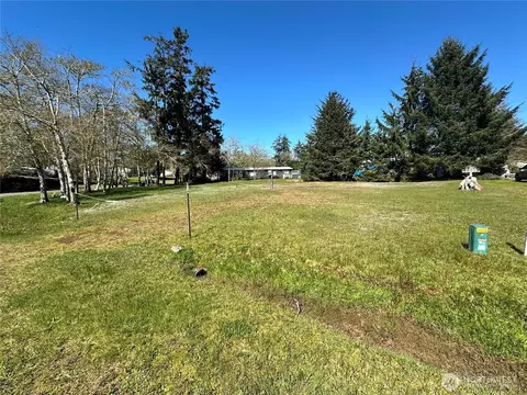 732 Edgewood Ave NE, Ocean Shores, WA 98569