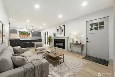 13007 1st Ave NE, Seattle, WA 98125