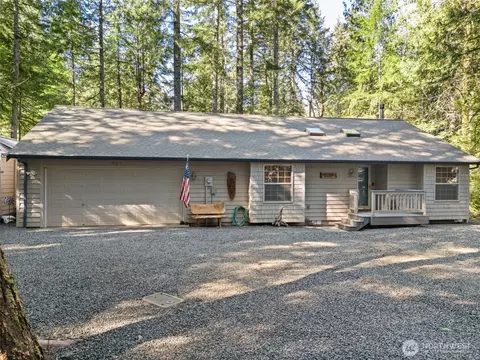 662 E Portage Rd, Shelton, WA 98584