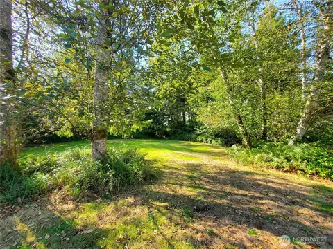 741 Chenois Ave NE, Ocean Shores, WA 98569