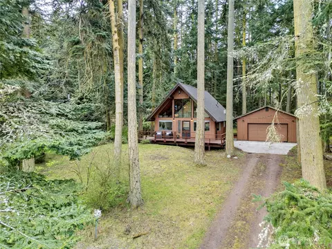 80 Vancouver Dr, Port Townsend, WA 98368