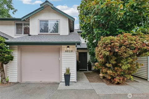 6929 NE 170th St #8, Kenmore, WA 98028