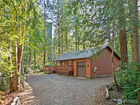 145 E Barnacle Blvd, Shelton, WA 98584