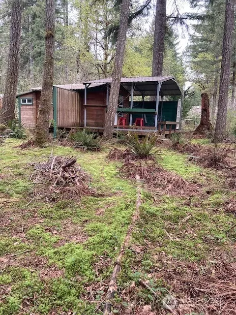 300 N Goldeneye Dr, Hoodsport, WA 98548