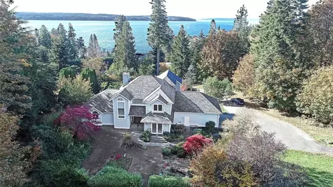 4193 S Camano Dr, Camano Island, WA 98282