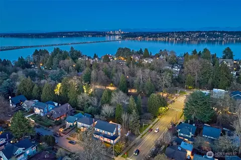 2736 34th Ave S, Seattle, WA 98144