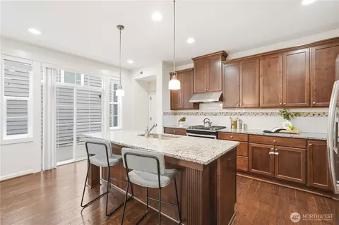 Kitchen - 4413 185th Pl SE, Bothell, WA 98012 photo 4 of 4