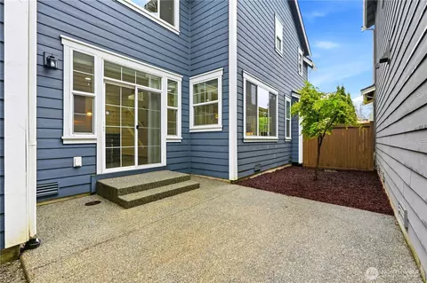 Exterior - 4413 185th Pl SE, Bothell, WA 98012 photo 3 of 7