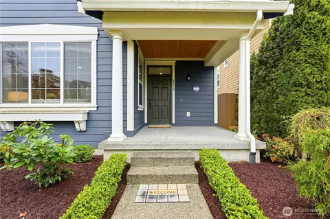 Exterior - 4413 185th Pl SE, Bothell, WA 98012 photo 2 of 7