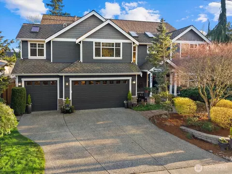 8907 NE 152nd Pl, Bothell, WA 98011