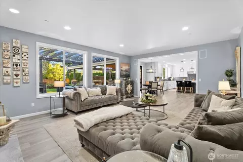 Living - 8907 NE 152nd Pl, Bothell, WA 98011 photo 3 of 3