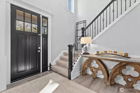 Entry Way - 8907 NE 152nd Pl, Bothell, WA 98011 photo 1 of 1