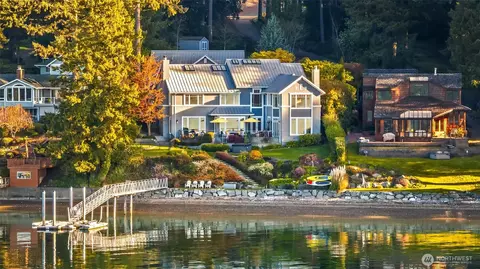 7502 Ford Dr NW, Gig Harbor, WA 98335