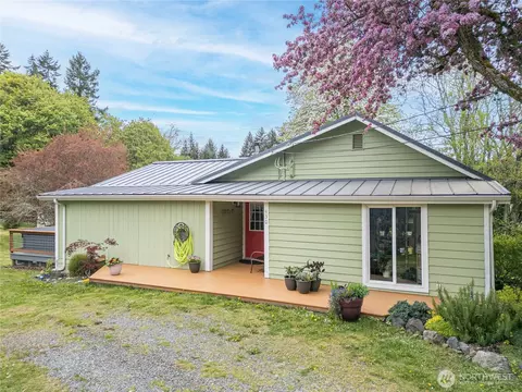 430 Black Diamond Rd, Port Angeles, WA 98363