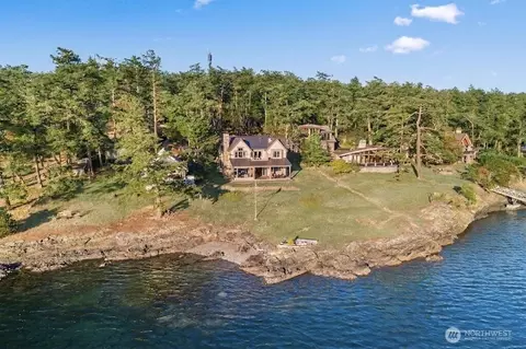 745 Cape Dr, Friday Harbor, WA 98250