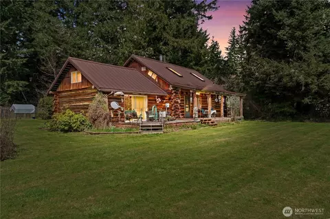 54715 278th Ave E, Ashford, WA 98304