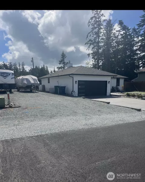 749 Commodore Ln, Camano Island, WA 98282