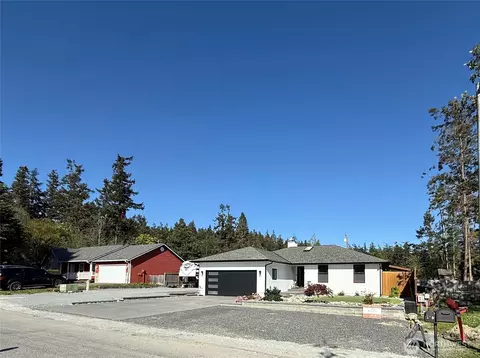 749 Commodore Ln, Camano Island, WA 98282