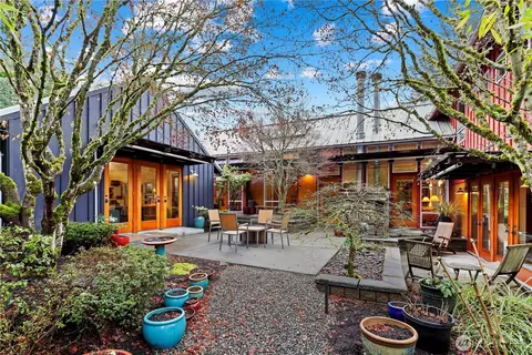 10623 NE 155th Pl, Bothell, WA 98011