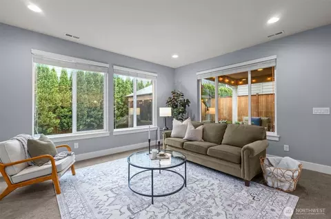 Living - 4109 177th St SE, Bothell, WA 98012 photo 2 of 4