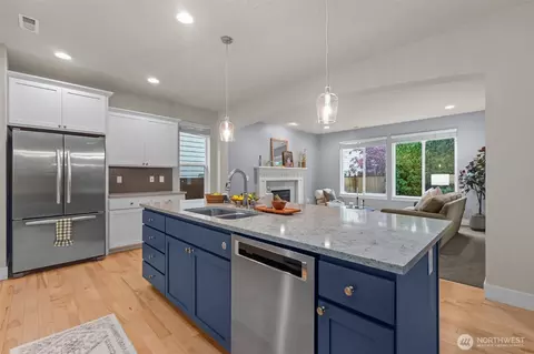 Kitchen - 4109 177th St SE, Bothell, WA 98012 photo 3 of 5