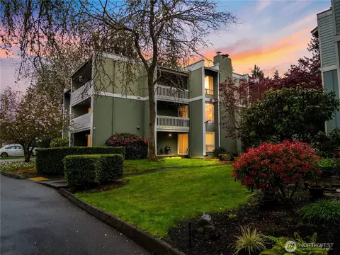 7425 Ruby Dr SW #E1, Lakewood, WA 98498