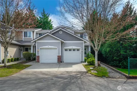 333 5th St SE #7, Puyallup, WA 98372