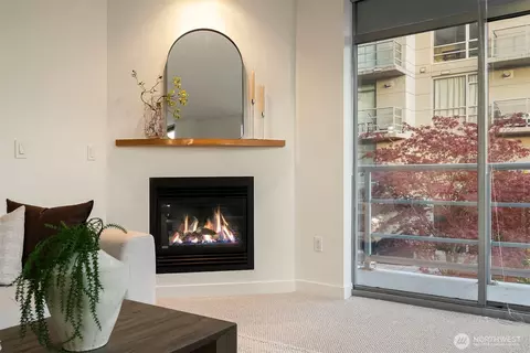 2929 1st Ave #308, Seattle, WA 98121