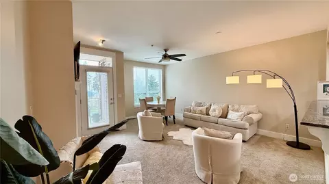 1419 Digby Pl #205, Mount Vernon, WA 98274