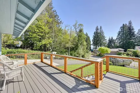 155 Baldwin Ln, Port Ludlow, WA 98365