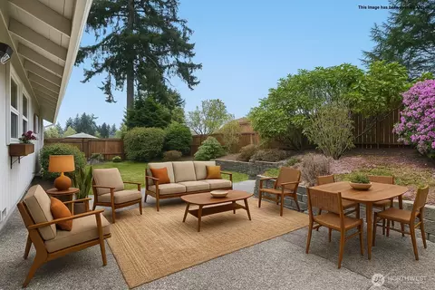 Exterior - 11428 26th Dr SE, Everett, WA 98208 photo 4 of 10