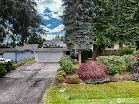 Exterior - 11428 26th Dr SE, Everett, WA 98208 photo 10 of 10